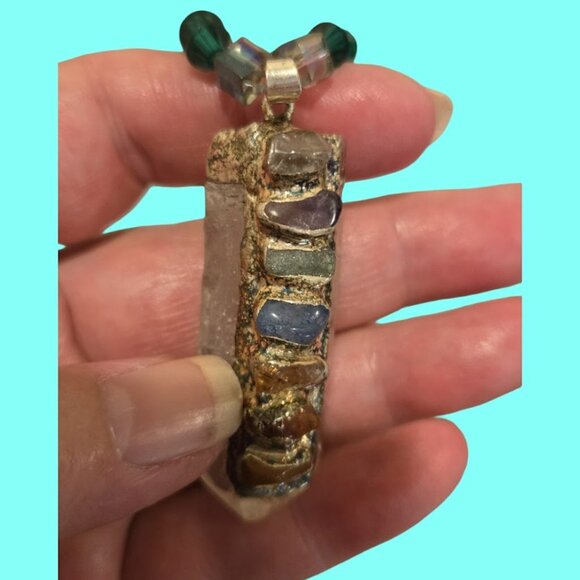 Crystal Chakra handmade with quartz crystal and green bi cone beads emerald 20in - Picture 1 of 6